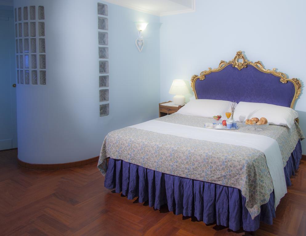 La Dolce Vista - B&B Di Charme Manfredonia Habitación foto